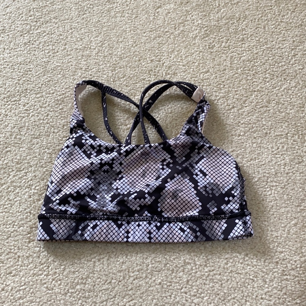 Size 2 lululemon sports bra
